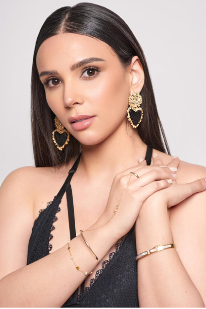 Escort Laura Oseguera